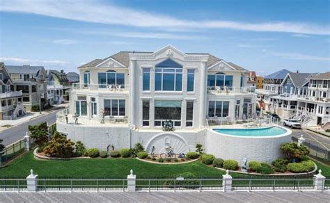 Homes for sale in ventnor nj - Homes for Sale in 08406. $399,000. 2 Beds. 1 Bath. 6101 Monmouth Ave Unit 801, Ventnor City, NJ 08406. Welcome to your own dream waterfront retreat! This stunning 2 bedroom condo offers breathtaking views of the bay and town, providing the perfect blend of tranquility and convenience.